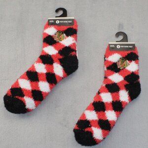 2 PACK Chicago Black Hawks NHL 109 Diamond Sleep Soft "Fuzzy/Cozy" Crew Socks OS